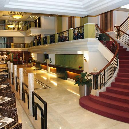 The Royal Mandaya Hotel Davao Ngoại thất bức ảnh