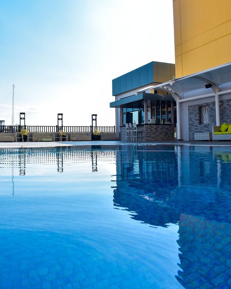 The Royal Mandaya Hotel Davao Ngoại thất bức ảnh