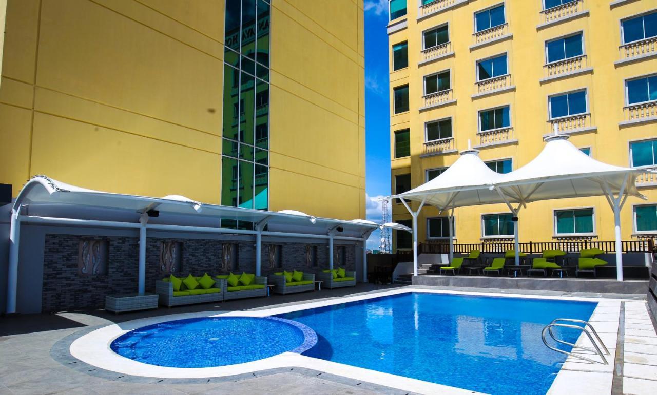 The Royal Mandaya Hotel Davao Ngoại thất bức ảnh